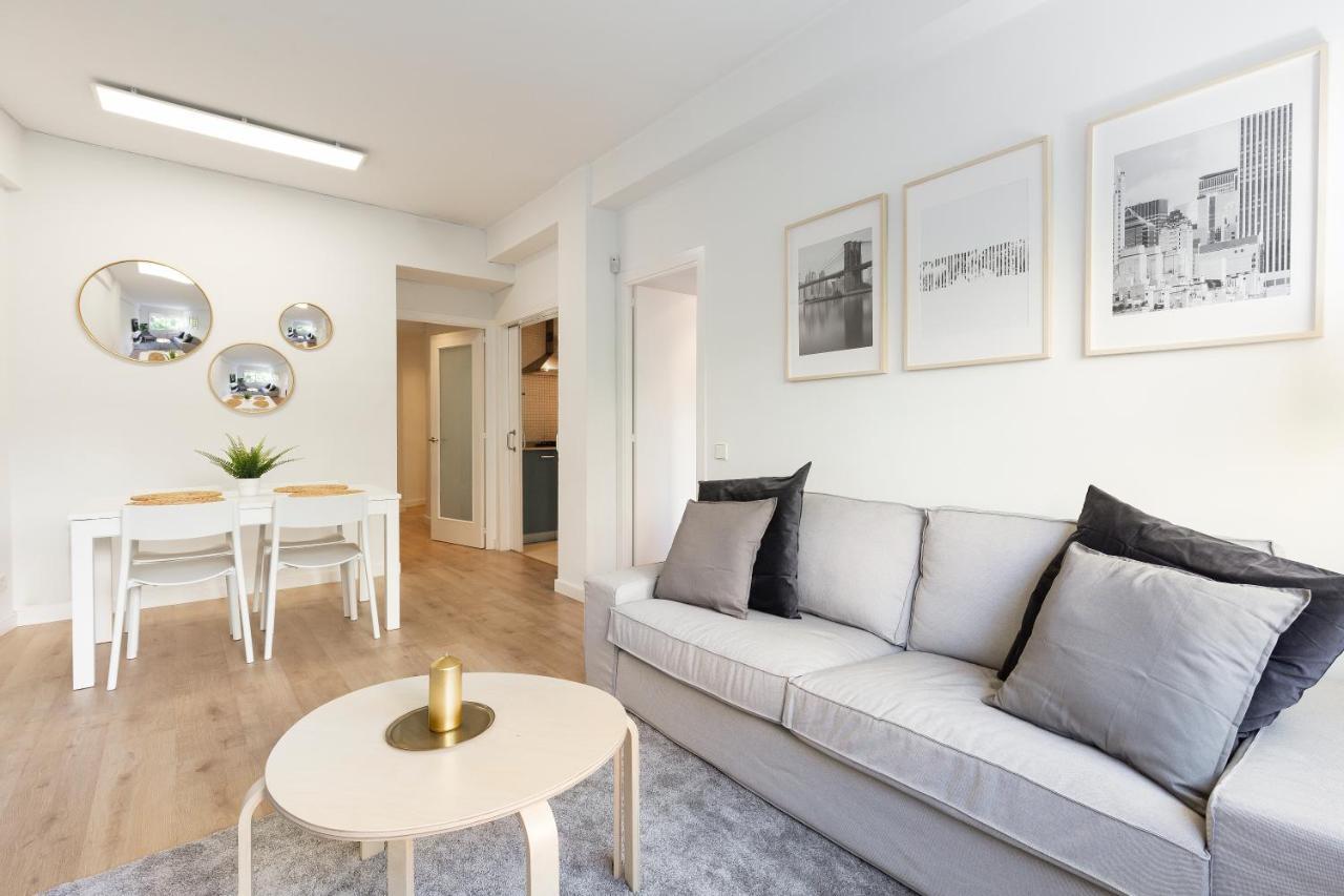 Suites Barcelona Park Gueell Extérieur photo