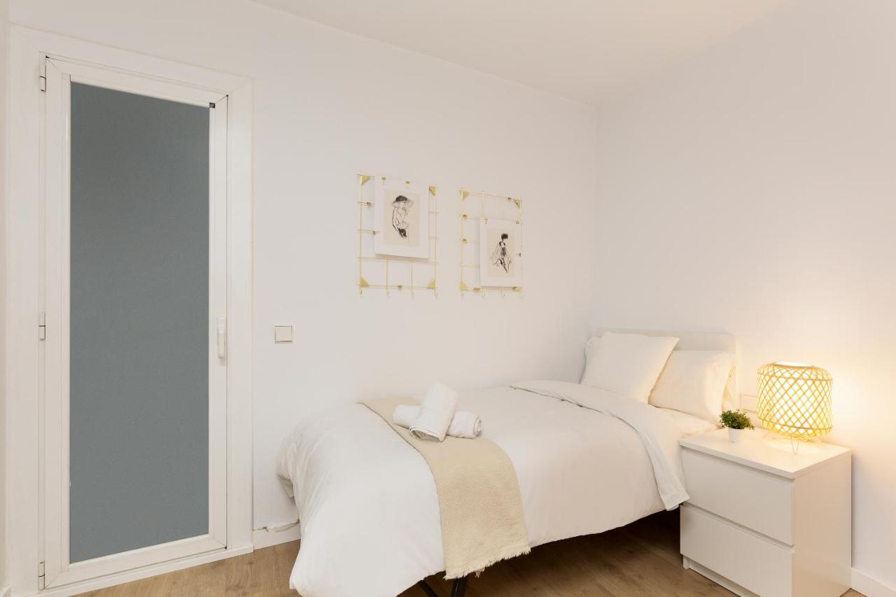 Suites Barcelona Park Gueell Extérieur photo