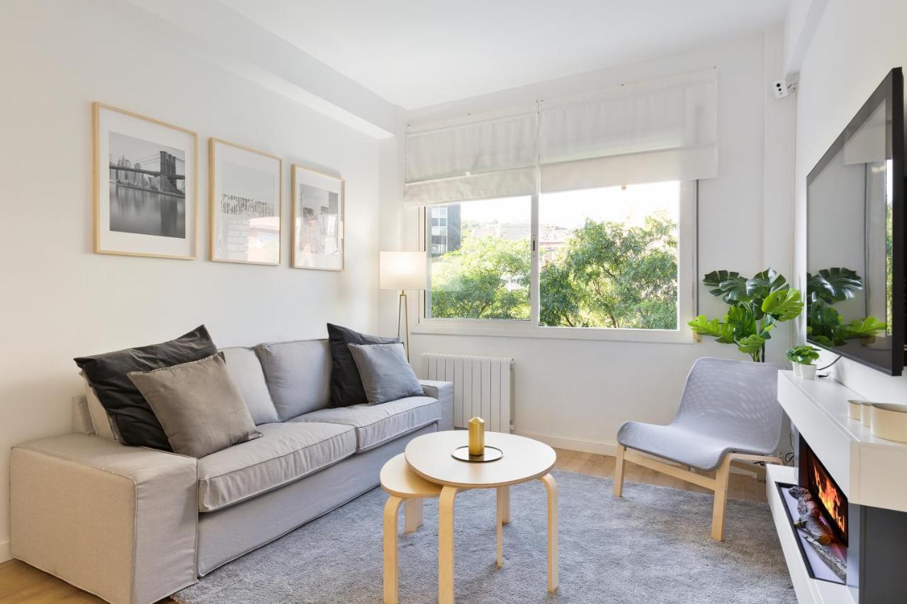 Suites Barcelona Park Gueell Extérieur photo